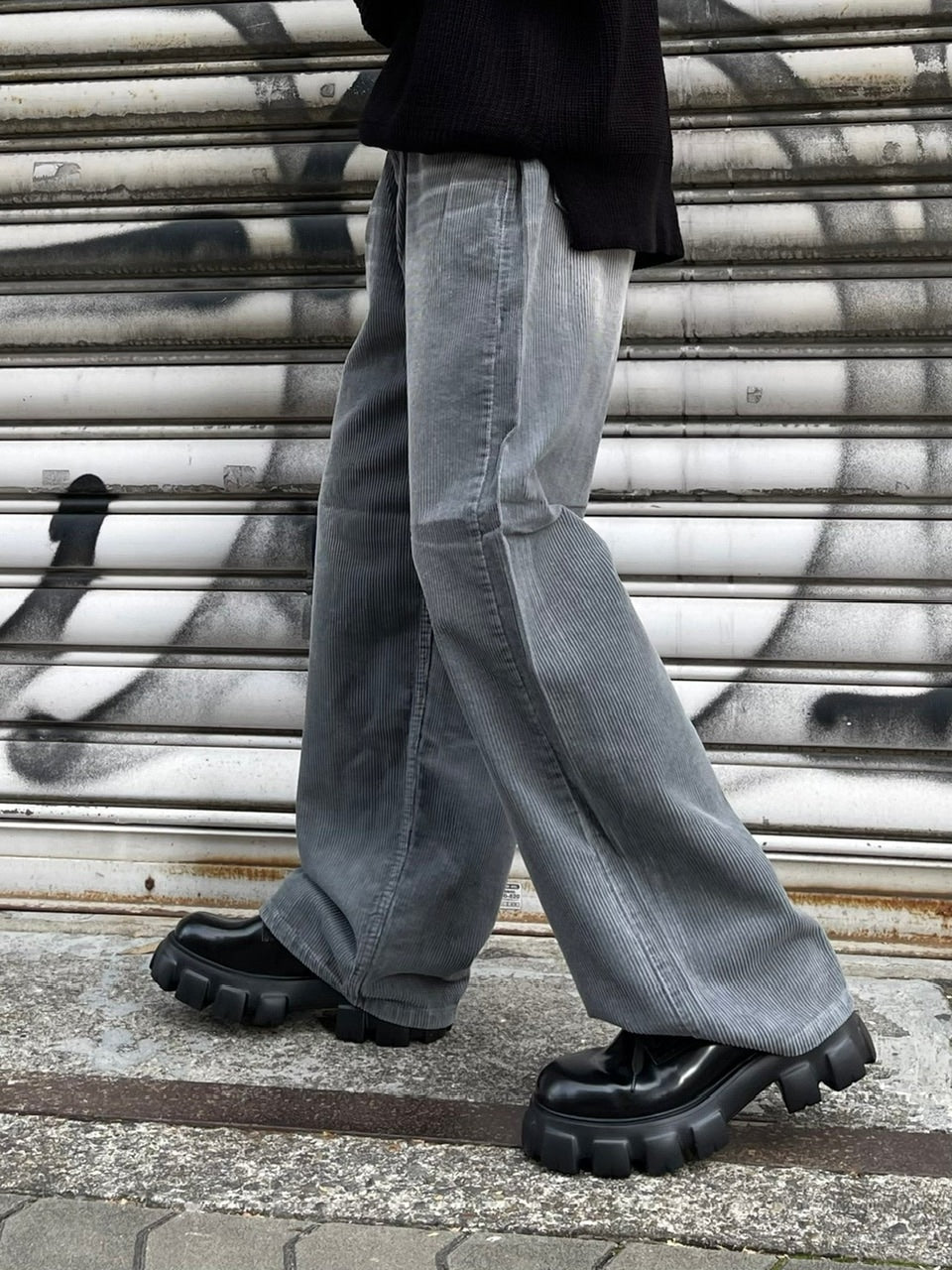 受注制【Chikashitsu +】vintage wash wide corduroy pants (2color)