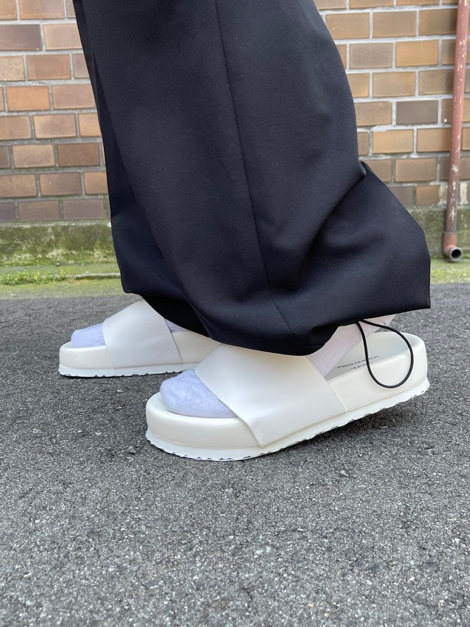 受注制【Chikashitsu +】volume sole leather sandal (2color)