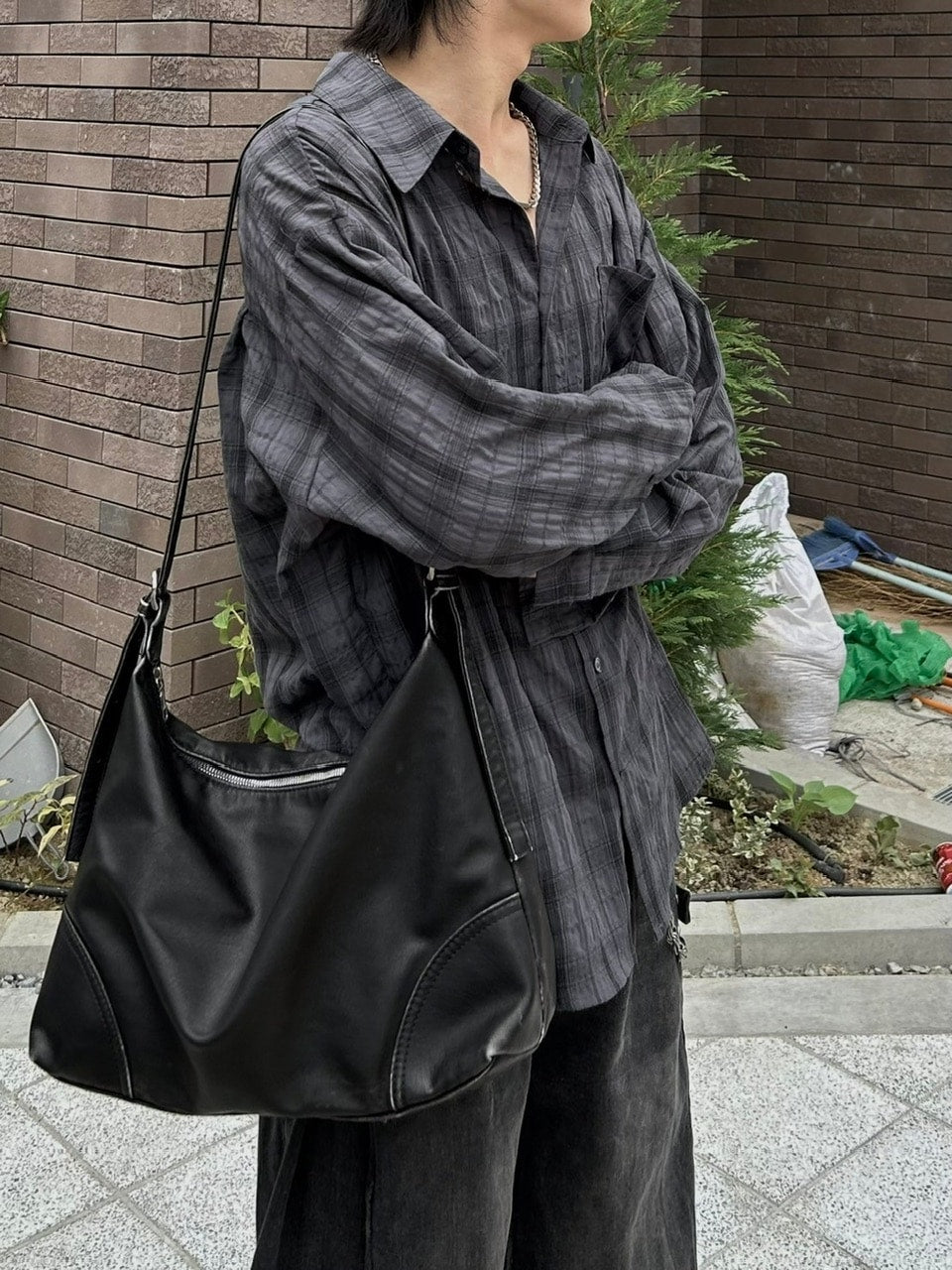 大阪店WEB限定受注制【Chikashitsu +】vintage leather cross bag