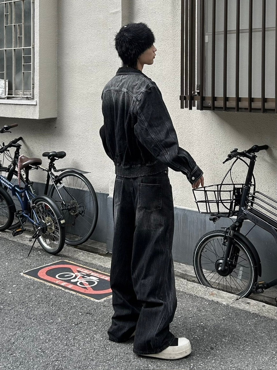 大阪店WEB限定受注制【Chikashitsu +】vintage wash wide denim pants (black)