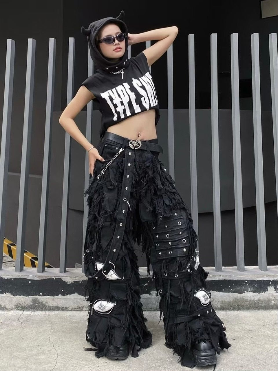 【UNIZ】BLACK MONSTER PANTS / 【ユニズ】ブラックモンスターダメージワイドデニムパンツ
