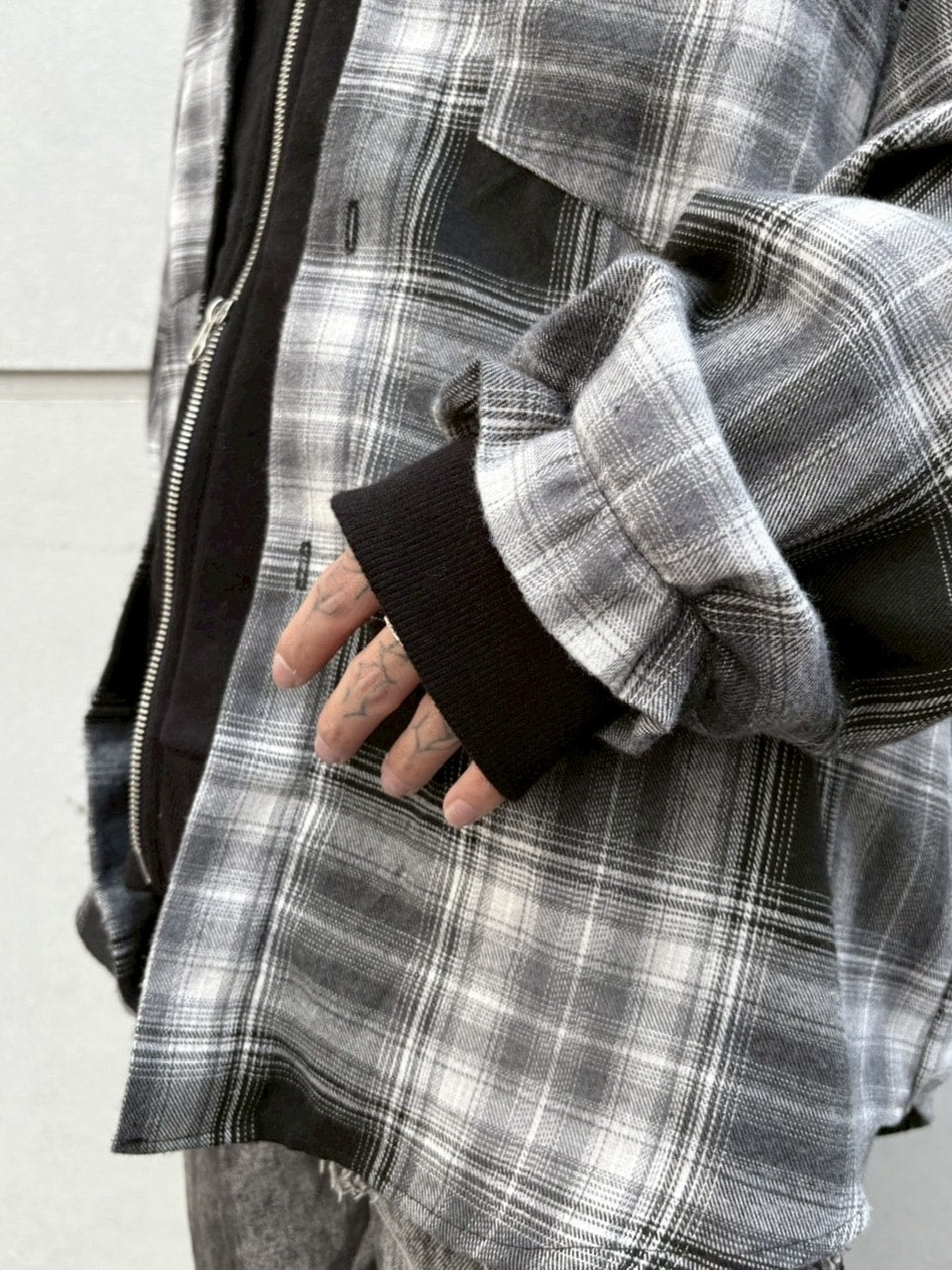 受注制【Never mind the XU】layered check shirts / 【ネバーマインドザエックスユー】レイヤードチェックフード長袖シャツパーカー