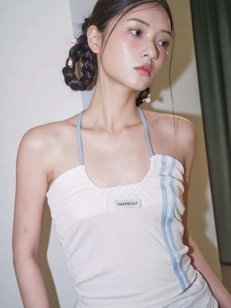 【ODDONEOUT】TWO LINE HALTER NECK TOP