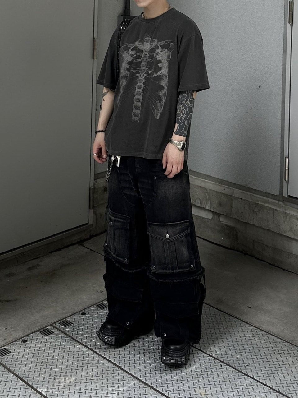 大阪店WEB限定【Chikashitsu +】skeleton rib cage t-shirt