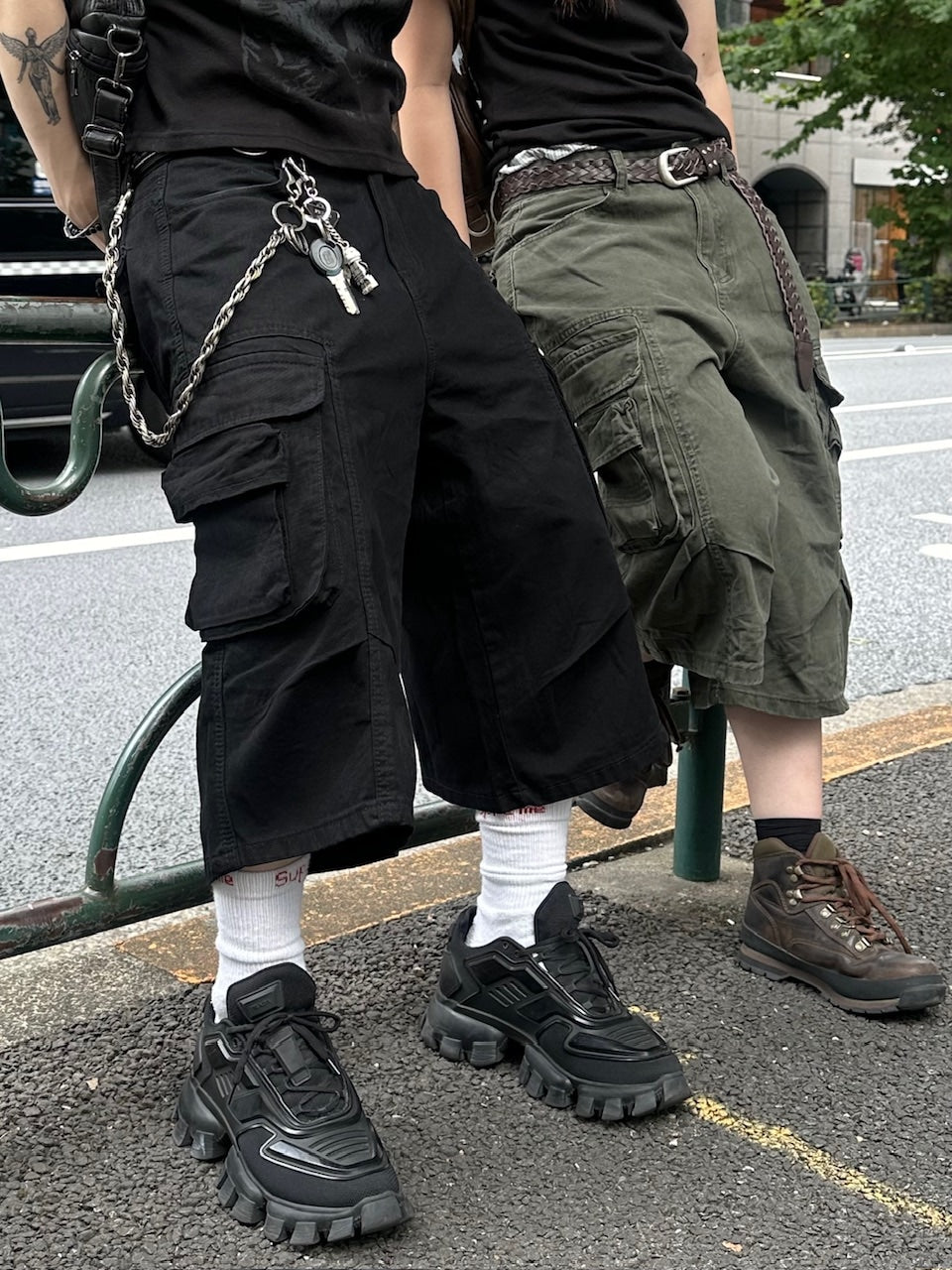 大阪店WEB限定受注制【Chikashitsu +】cotton cargo bermuda pants (2color)