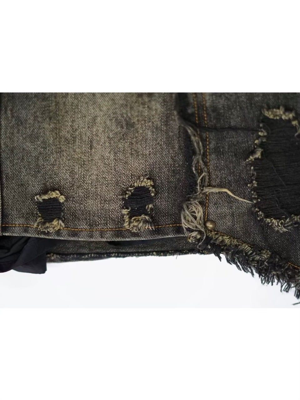 【Cest Nous】Denim Raw Hem Short Skirt