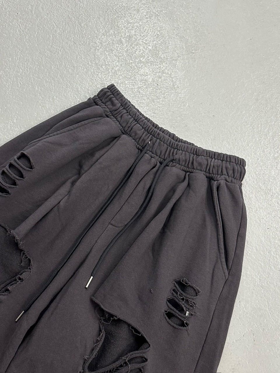 受注制【LUV CODE】damage sweat half pants (3color)