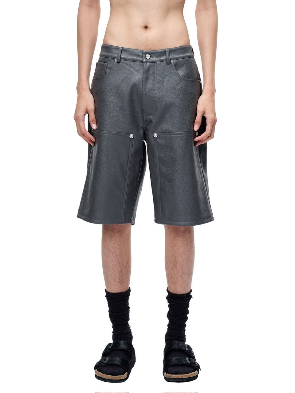 【The Boy Has No Patience】LUMINOUS DAWN LEATHER SHORTS / 【ザボーイハズノーペーシェンス】リベットコーティングハーフパンツ