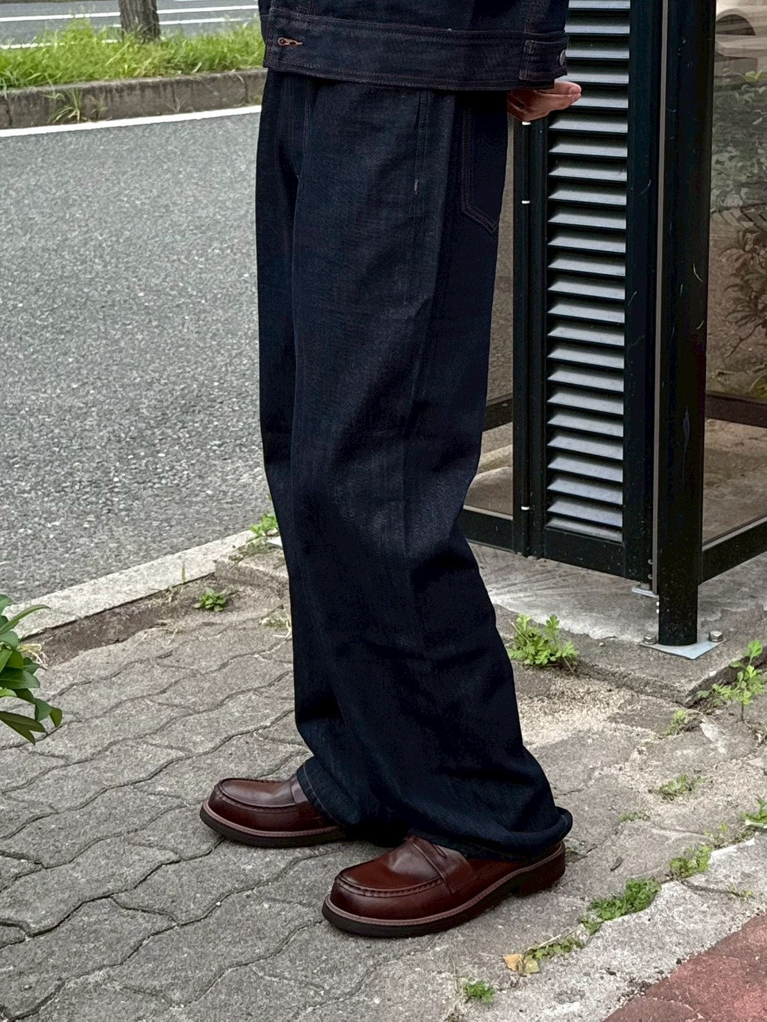 受注制【Chikashitsu +】semi wide rigid denim pants / 【チカシツプラス】セミワイドリジッドデニムパンツ (2color)