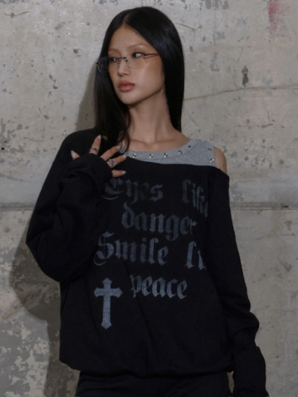 【FANCY CLUB】ROSARY NOIRER SWEATSHIRT / 【ファンシークラブ】ロザリーノイアースウェット長袖Ｔシャツ
