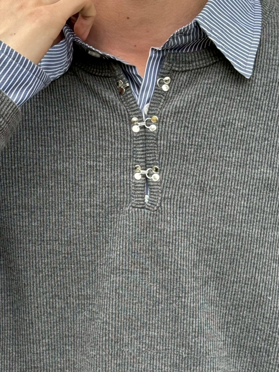 受注制【Chikashitsu +】front hook long sleeve knit / 【チカシツプラス】フロントフック長袖ニット (4color)