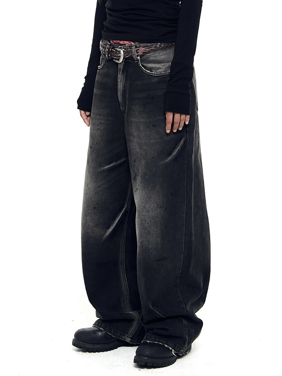 【AAKAM】Paint Washed Denim Pants