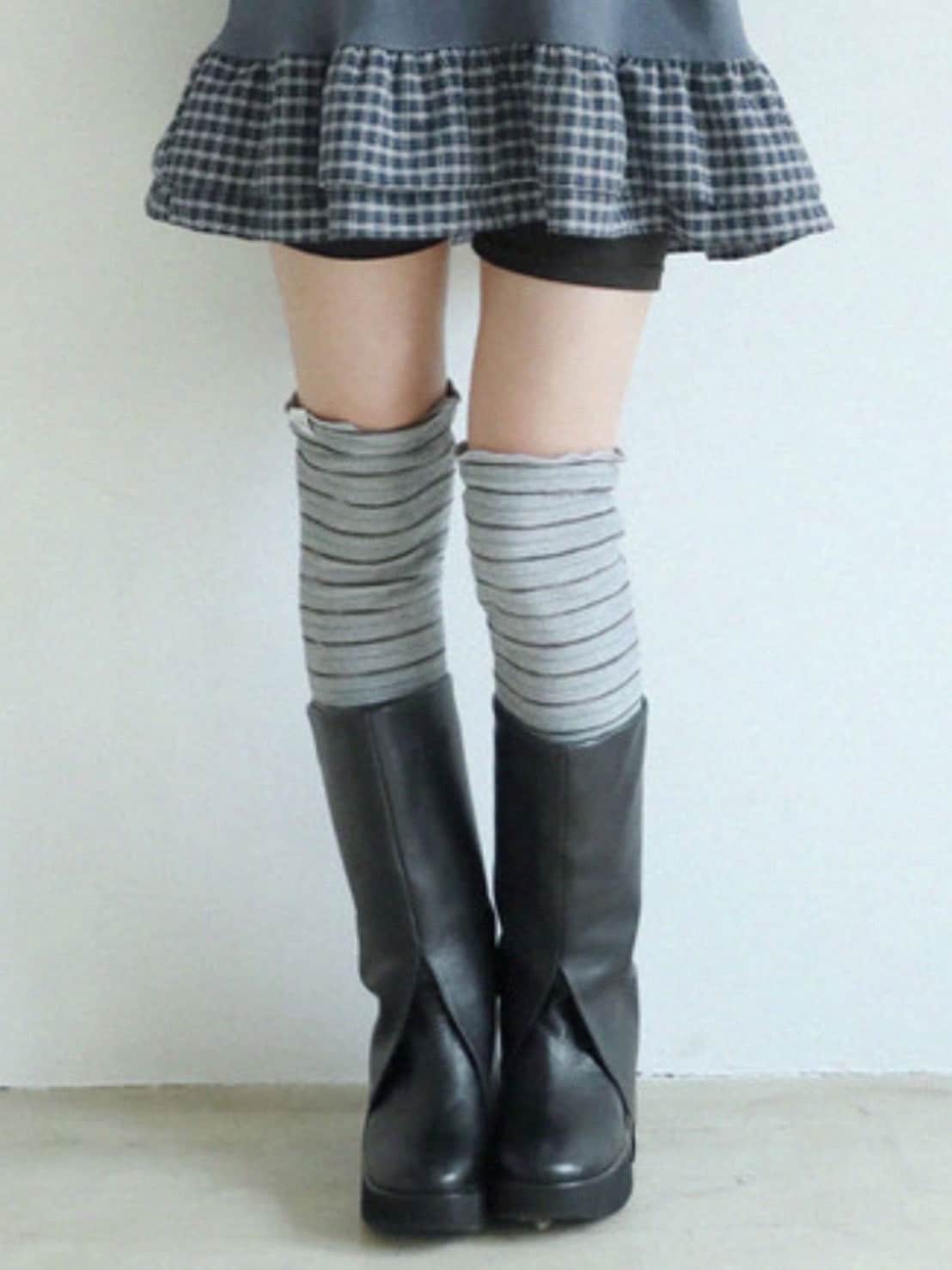 12/21 20:00 再販【Uglyshadow】KNEE HIGH SOCKS