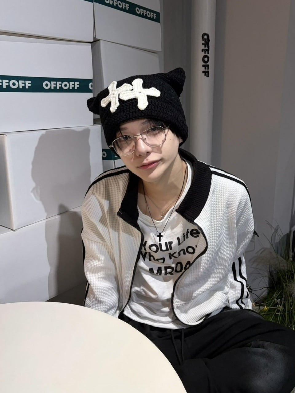 受注制【LUV CODE】raschel knit track jacket (2color)