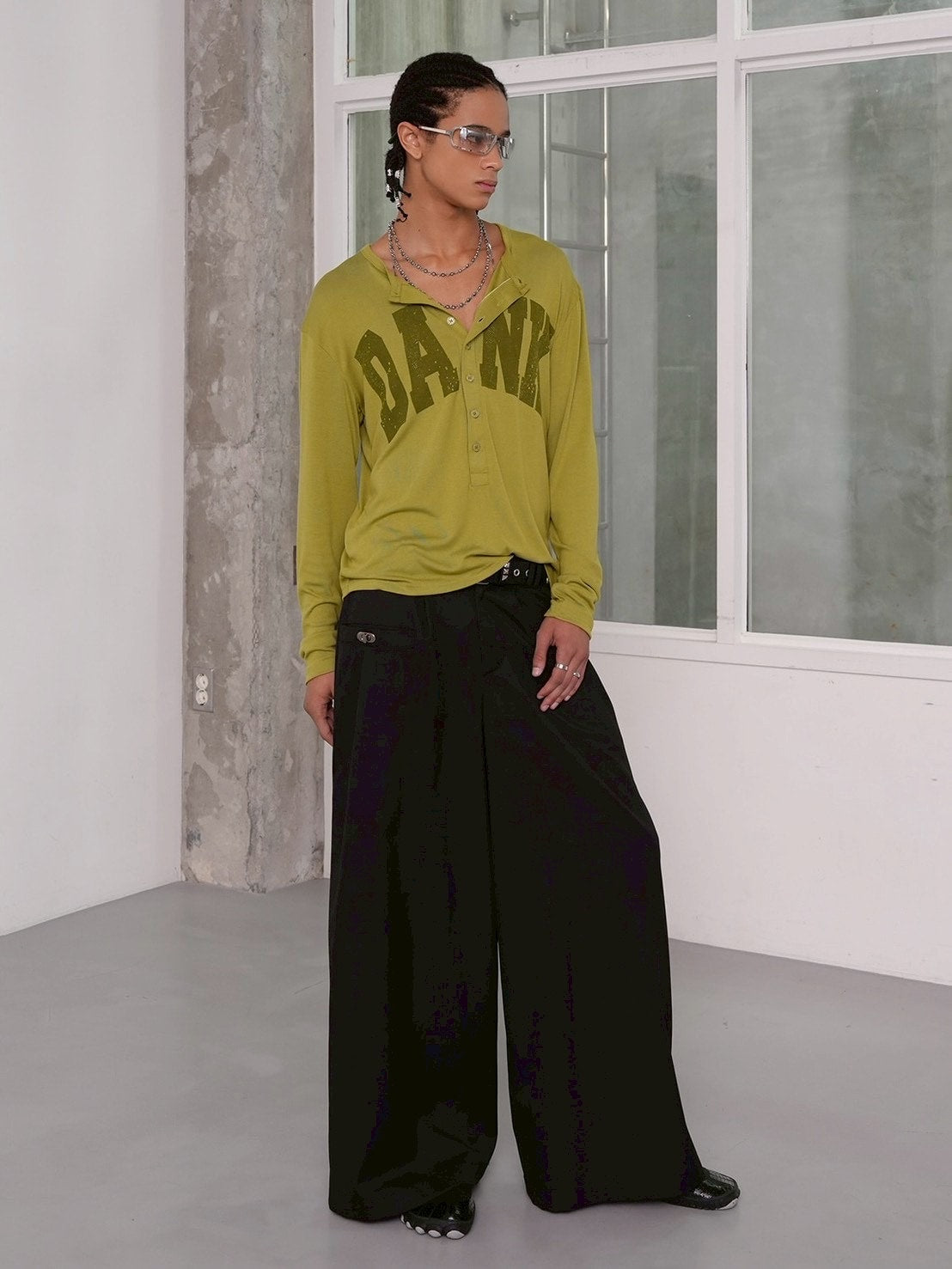 【ESC STUDIO】Bag buckle detail wide pants