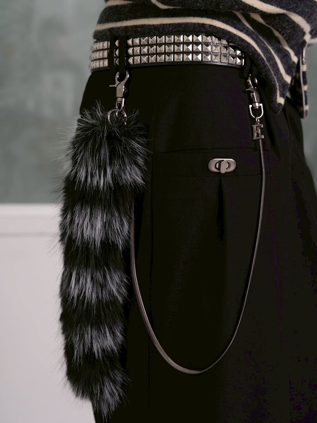 【ESC STUDIO】Fur tail multi chain