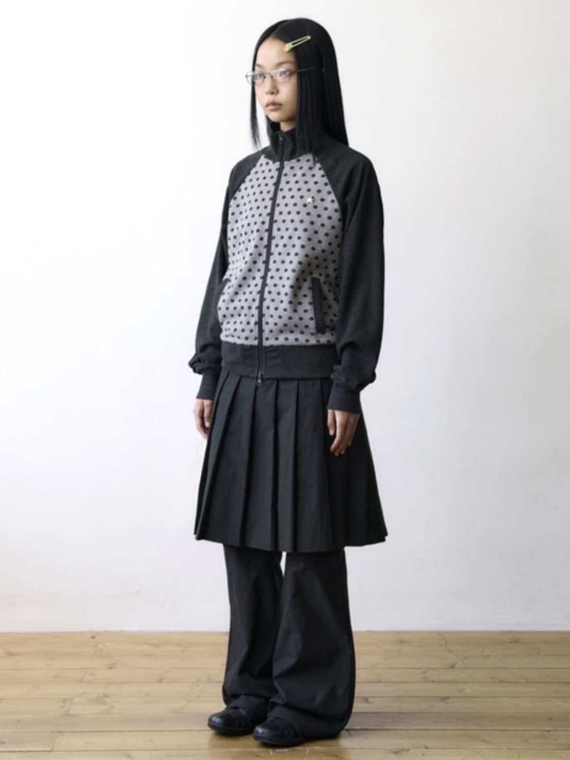 【THECOLDESTMOMENT】TCM dot raglan zip-up