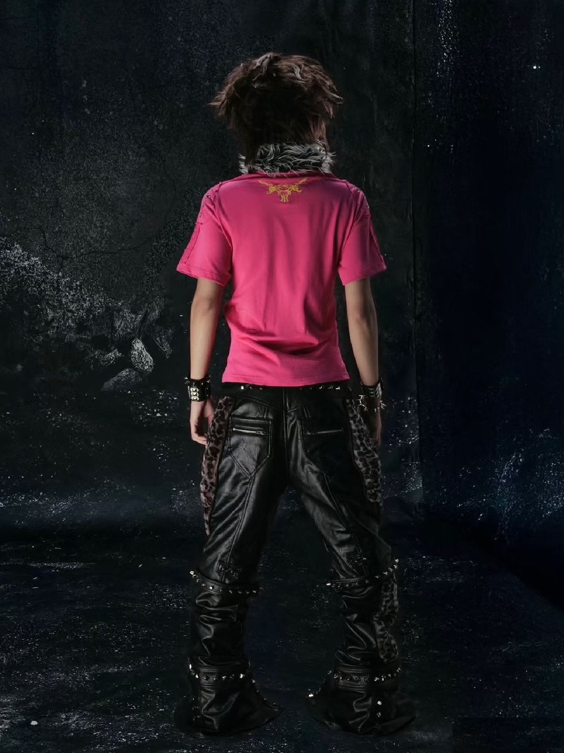 【Cozy world Wide】"BBY TECHBOI" FUR POLO / 【コージーワールドワイド】ロゴグラフィックファーカラー半袖ポロシャツ