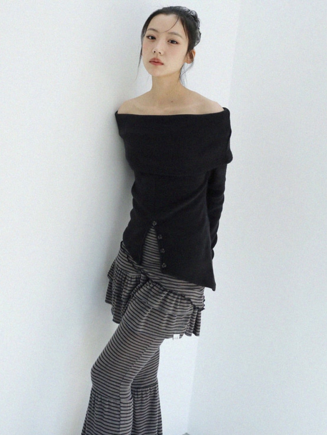 12/21 20:00 発売【Uglyshadow】BURTON KNIT OFF-SHOULDER