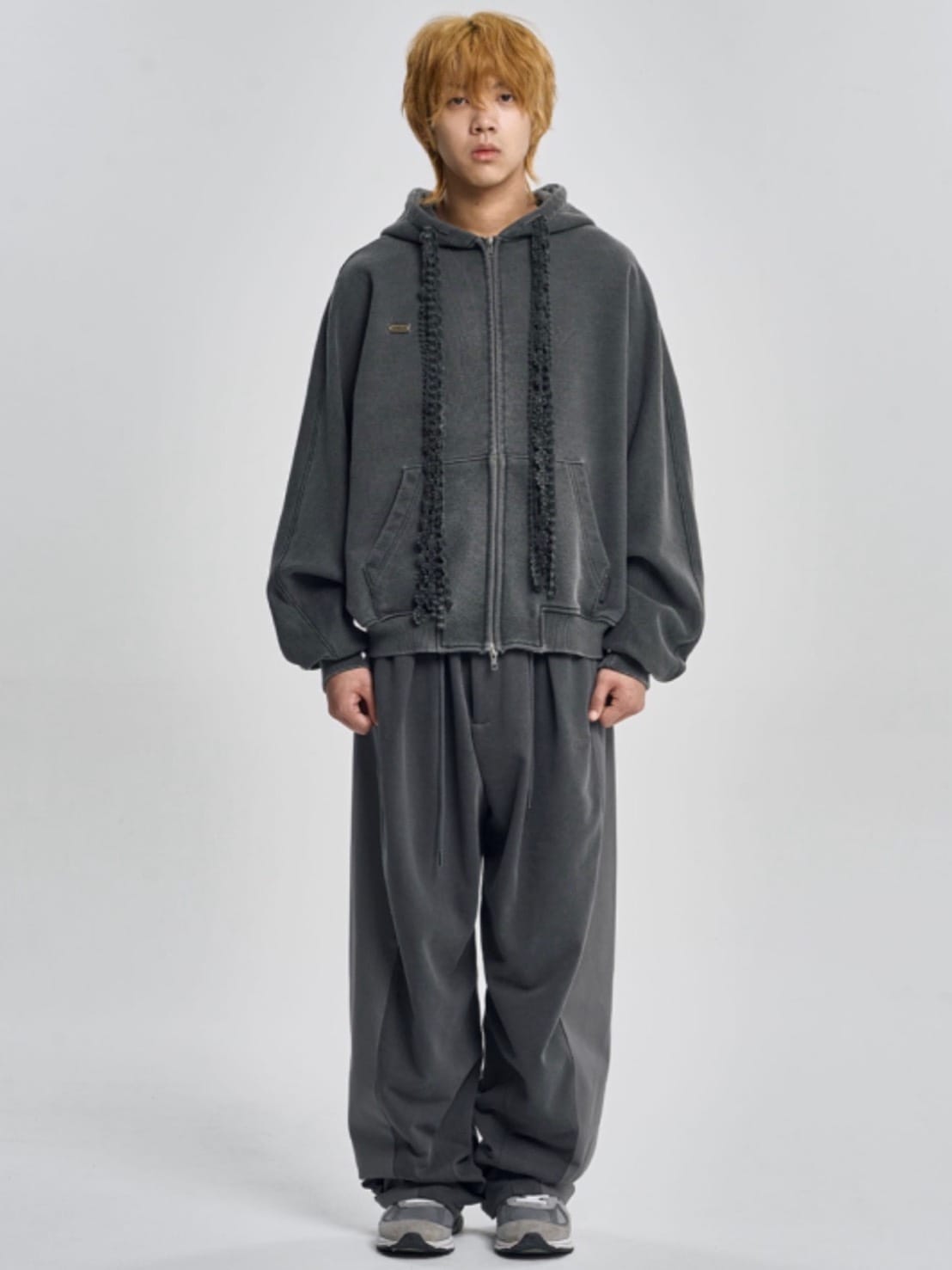 着画、物撮りまだ【AJOBYAJO】Laced Multi-Drawstring Zip-Up Hoodie