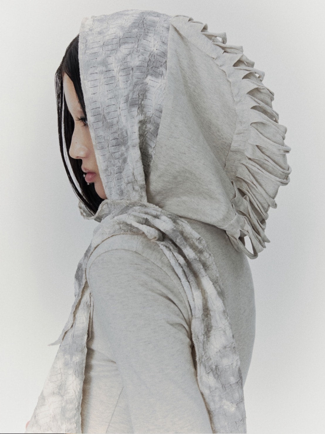 【bonienkiye】Distressed Hood Scarf Dress