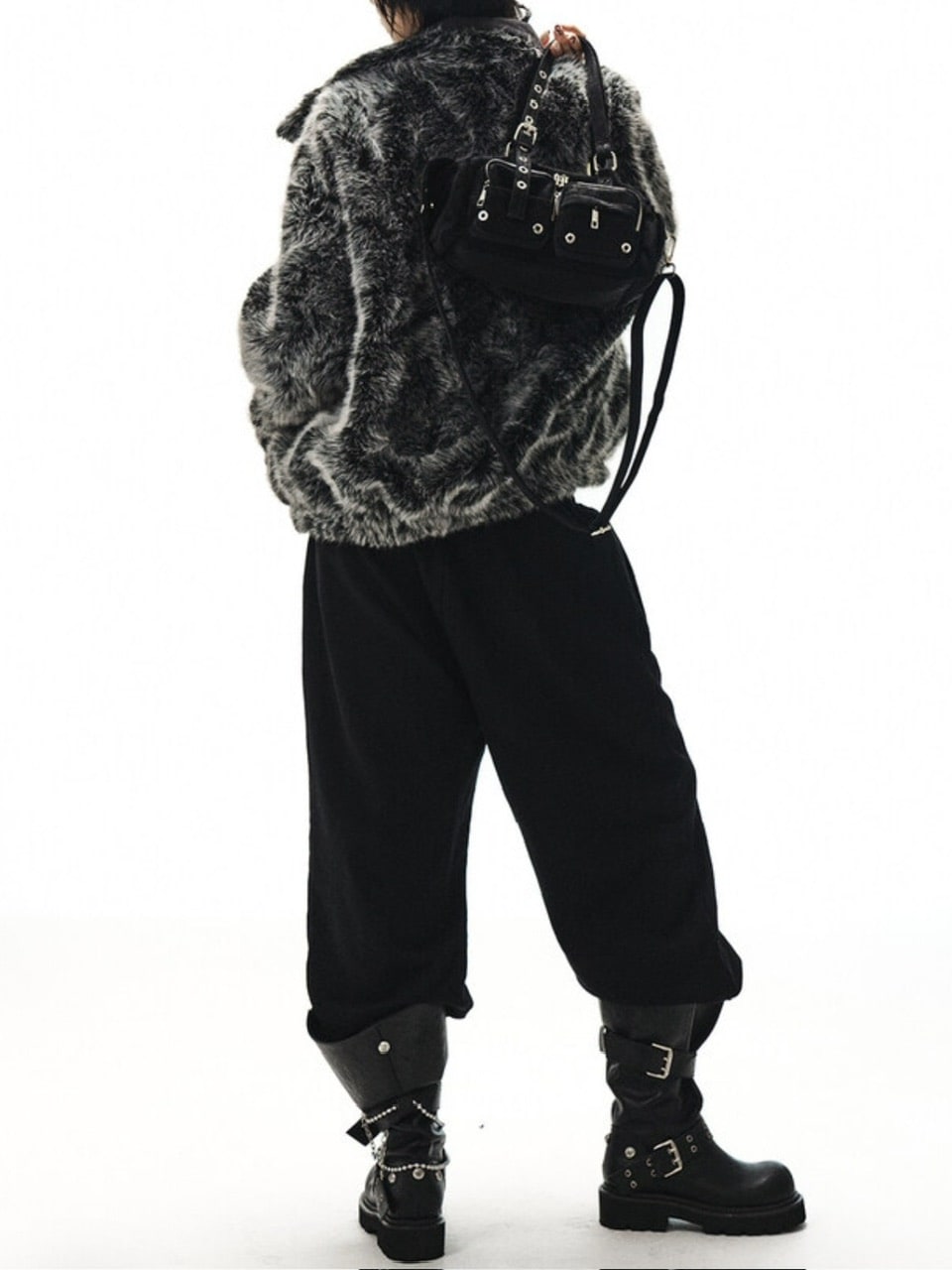 【BLACK PURPLE】 Crease Wide Boots