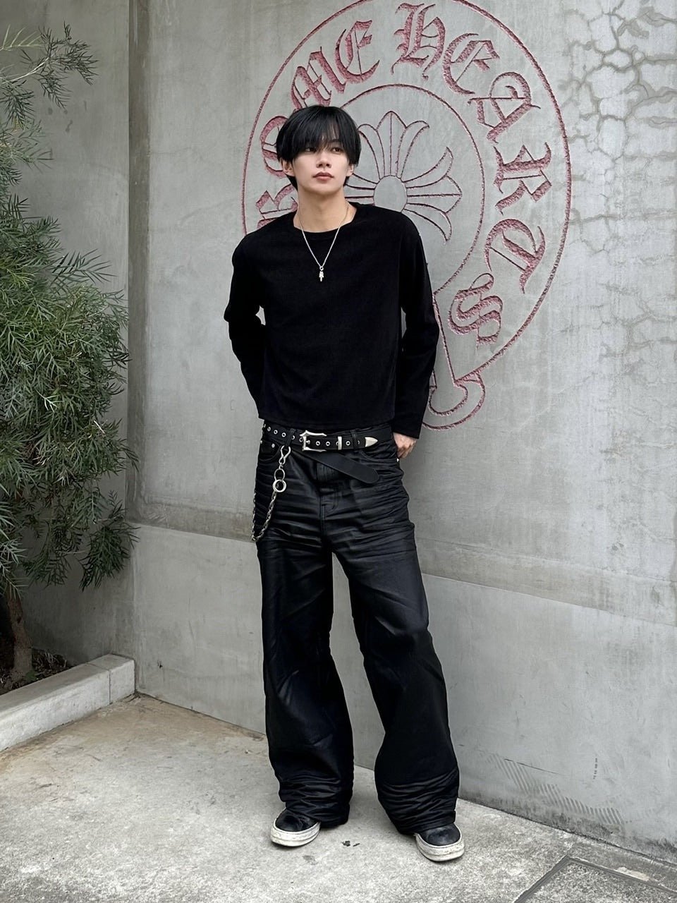 大阪店WEB限定受注制【Chikashitsu +】emboss coating denim pants