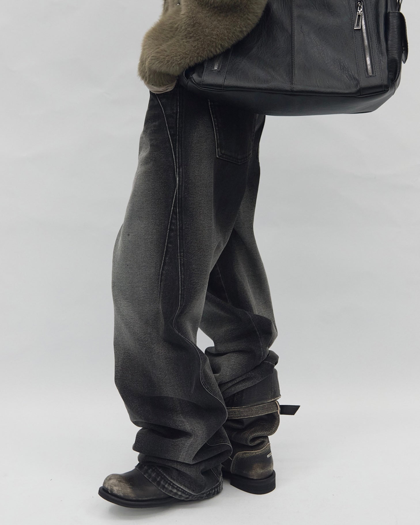 【BLR BLUER】Marked Silence Denim Pants
