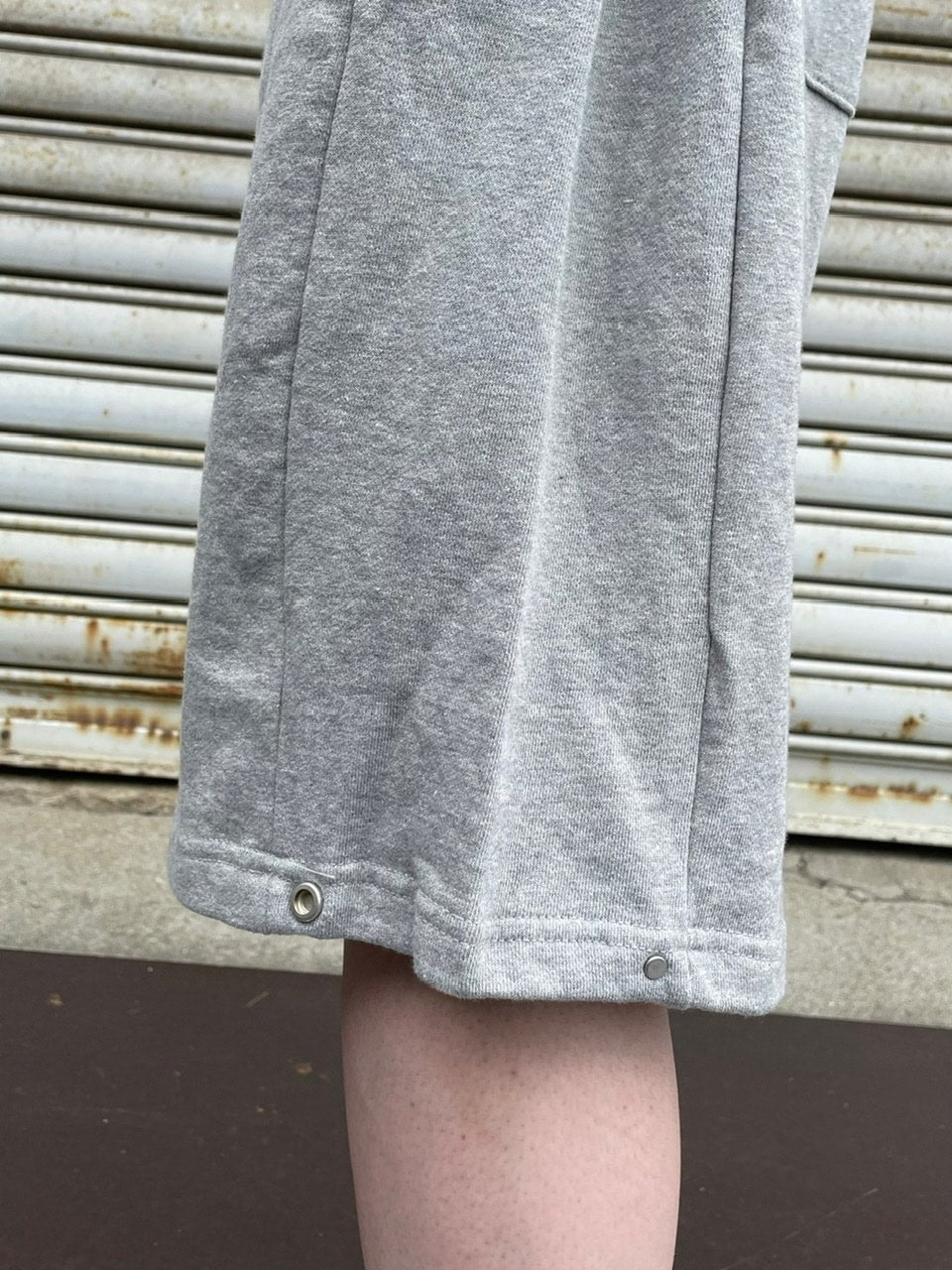 受注制【Chikashitsu +】side button sweat shorts (3color)