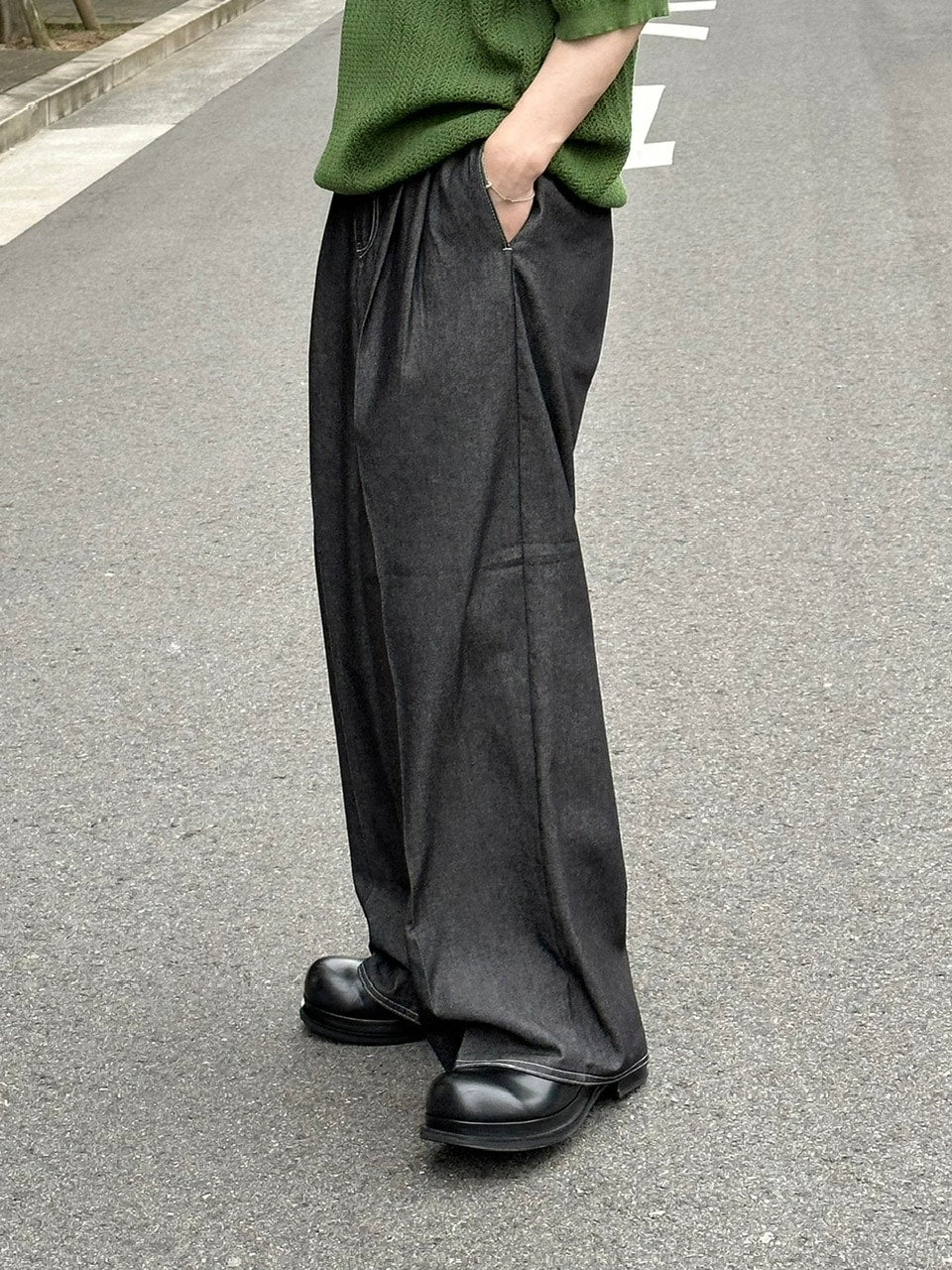 受注制【Chikashitsu +】2tuck denim slacks (2color)