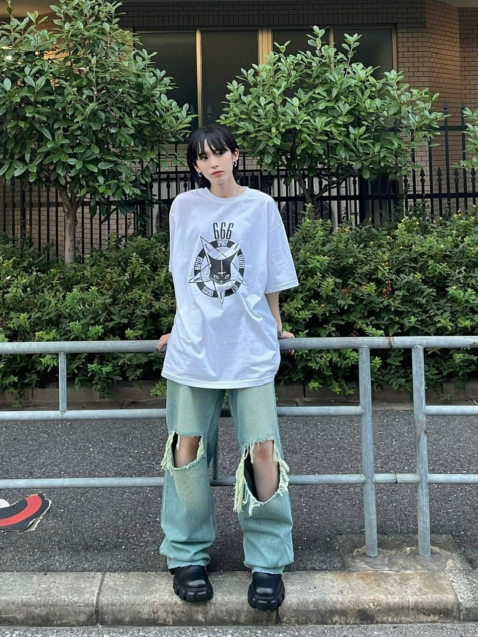 大阪店WEB限定【Chikashitsu +】vintage crash denim pants (2color)