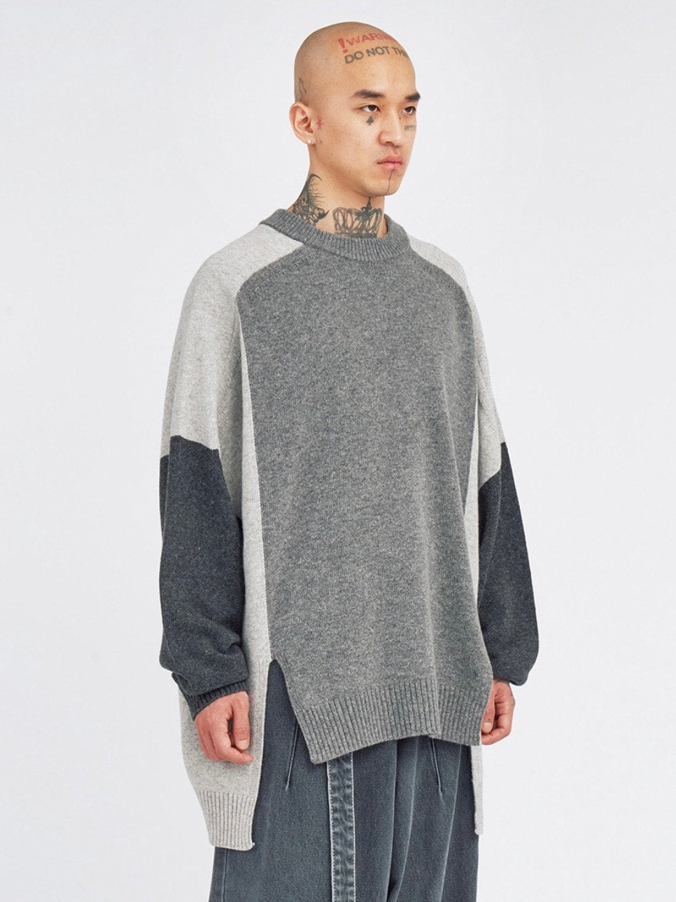 【AJOBYAJO】Tri Color Mixed Sweater