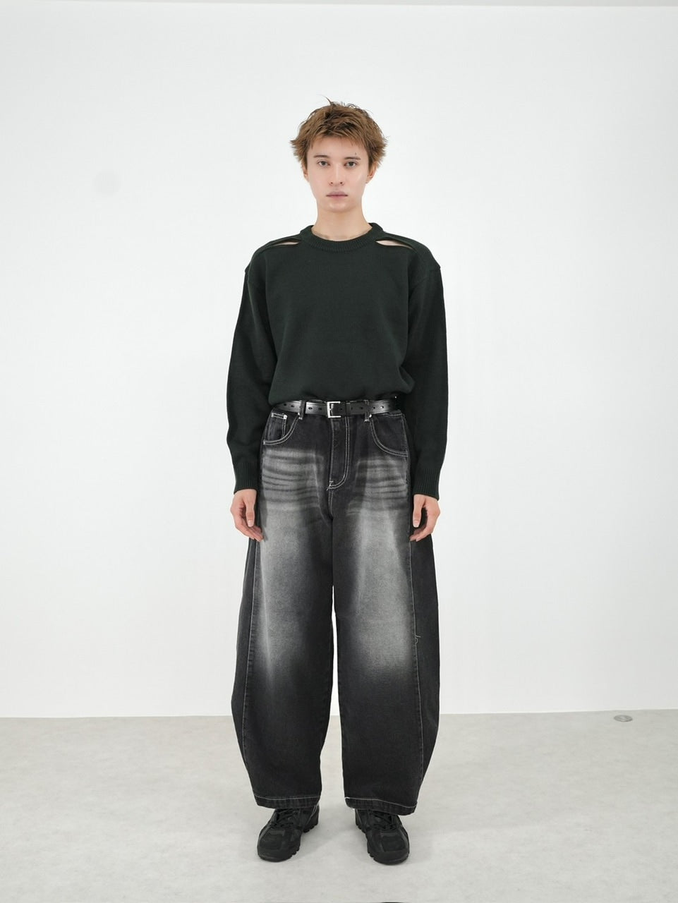 受注制【Chikashitsu +】shoulder slit knit (4color)