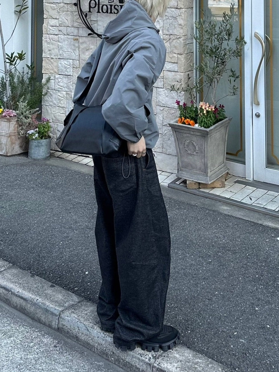 受注制【Chikashitsu +】multi pocket shoulder bag / 【チカシツプラス】マルチポケットショルダーパック
