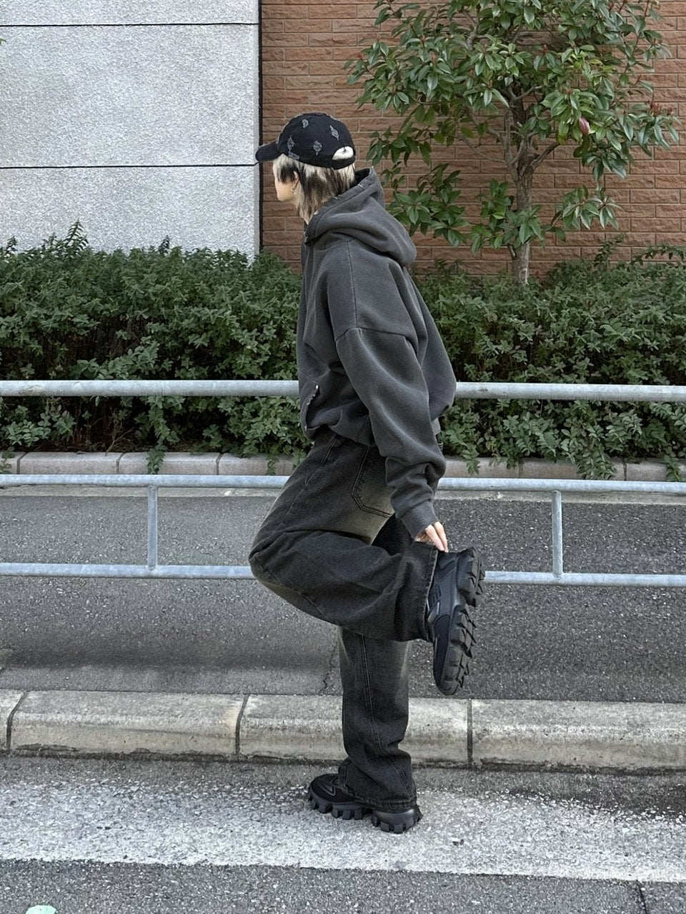 大阪店WEB限定受注制【Chikashitsu +】vintage wash curve denim pants