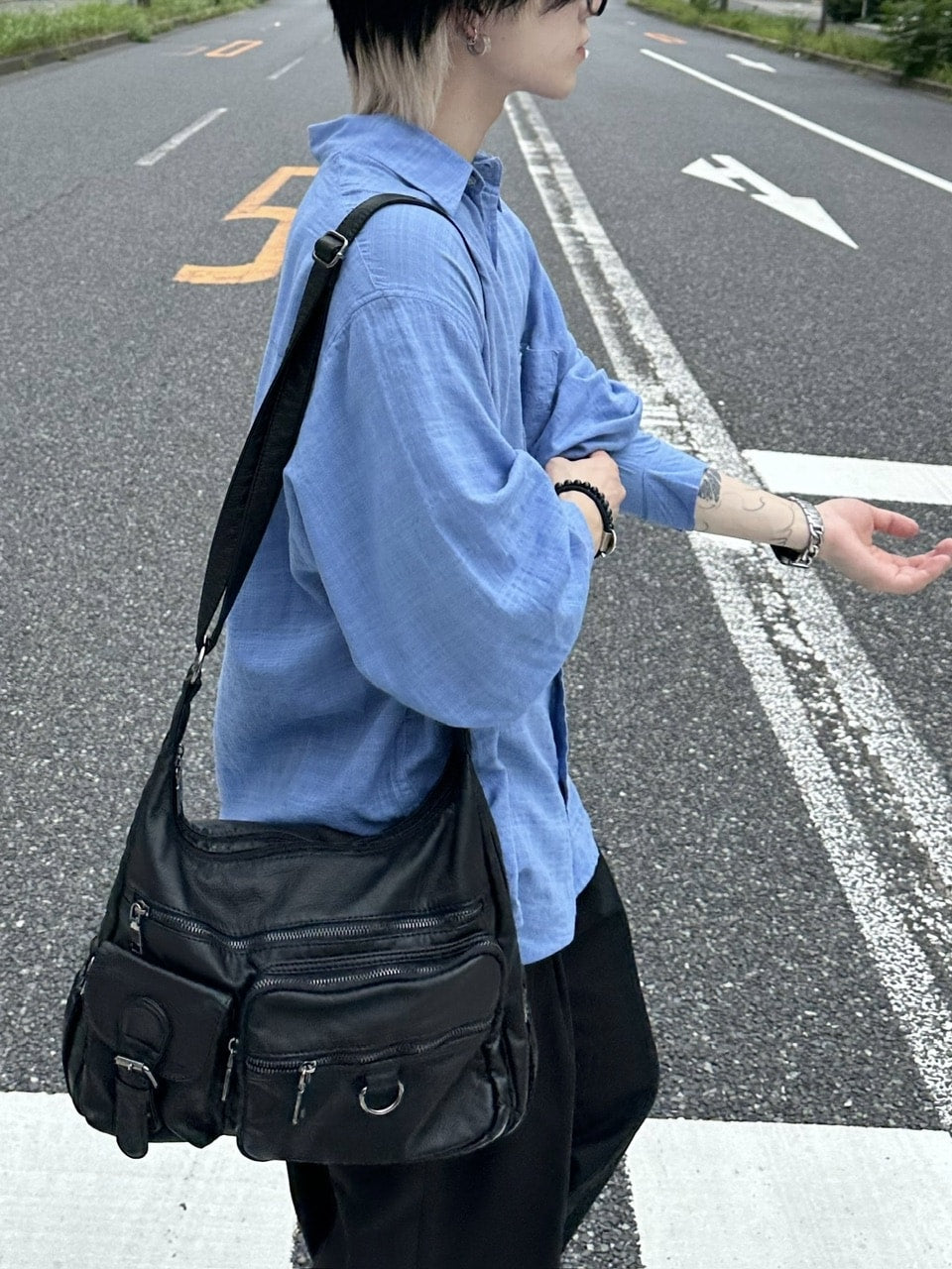 大阪店WEB限定【Chikashitsu +】leather pocket shoulder bag 2