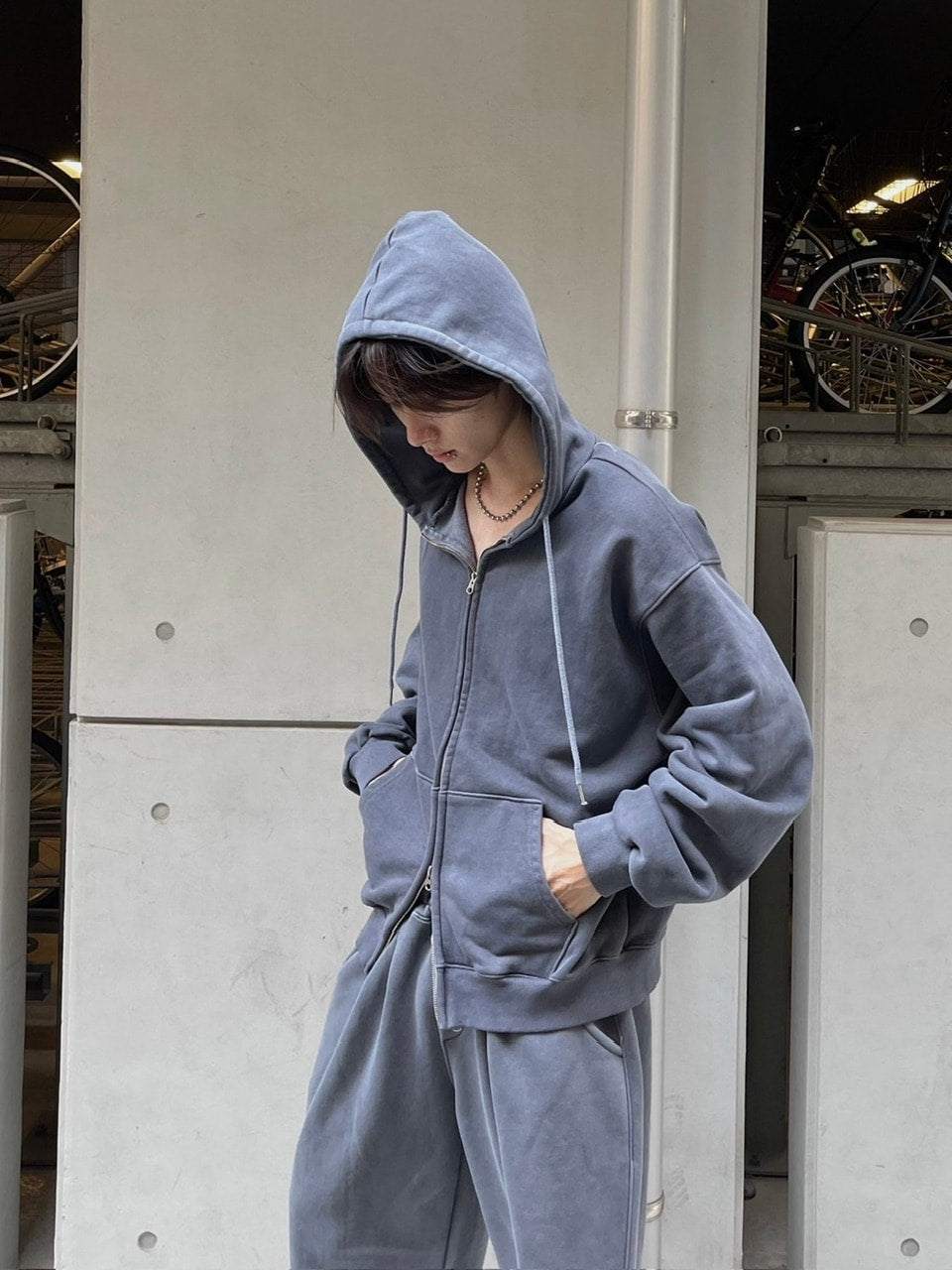 受注制【Chikashitsu +】unisex semi cropped pigment wash hoodie (4color)