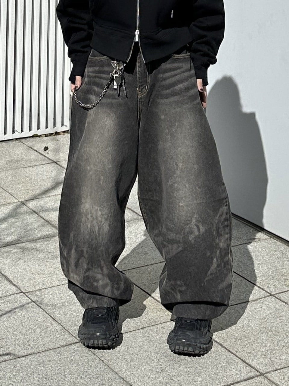 大阪店WEB限定受注制【Chikashitsu +】dirty wash balloon denim pants