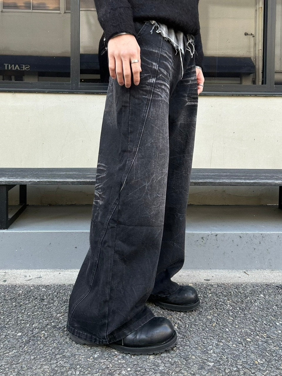 受注制【Chikashitsu +】curve stitch wide denim pants