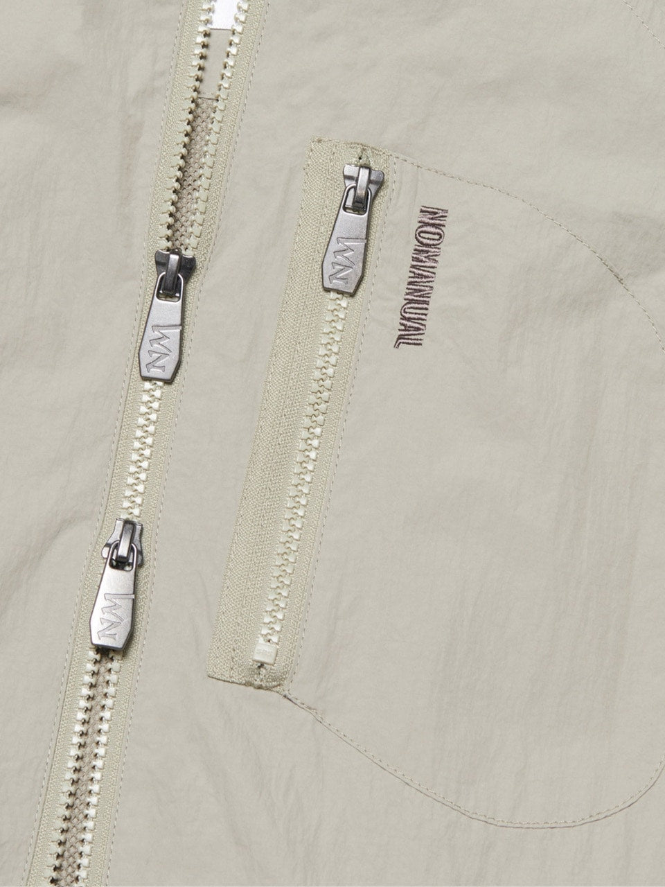 【NOMANUAL】SAIL WIND SHELL / 【ノーマニュアル】ロゴ長袖パーカー