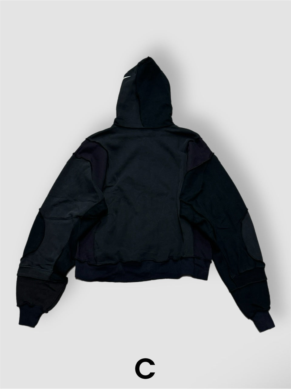 【Re +】double zip cutting switch hoodie (black)