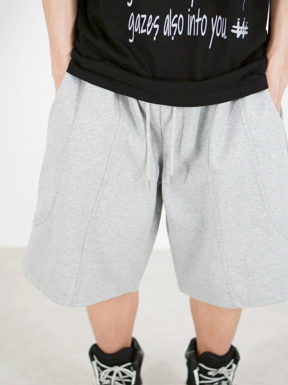 【Chikashitsu +】stitch bermuda sweat pants (2color) / 【チカシツプラス】スティッチバミューダハーフスウェットパンツ