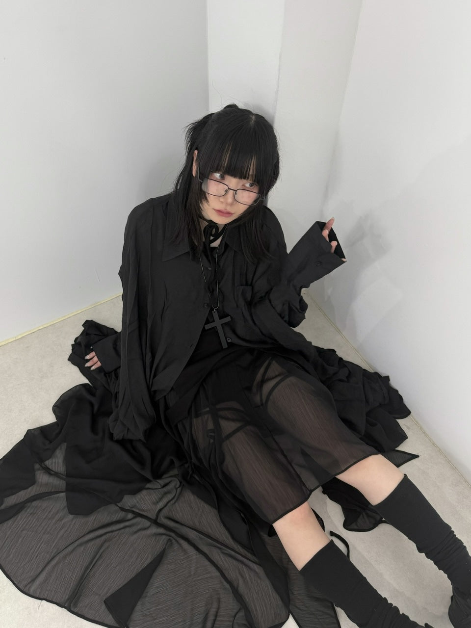 国際配送【Nerd out XU】asymmetry sheer long skirt (2color)