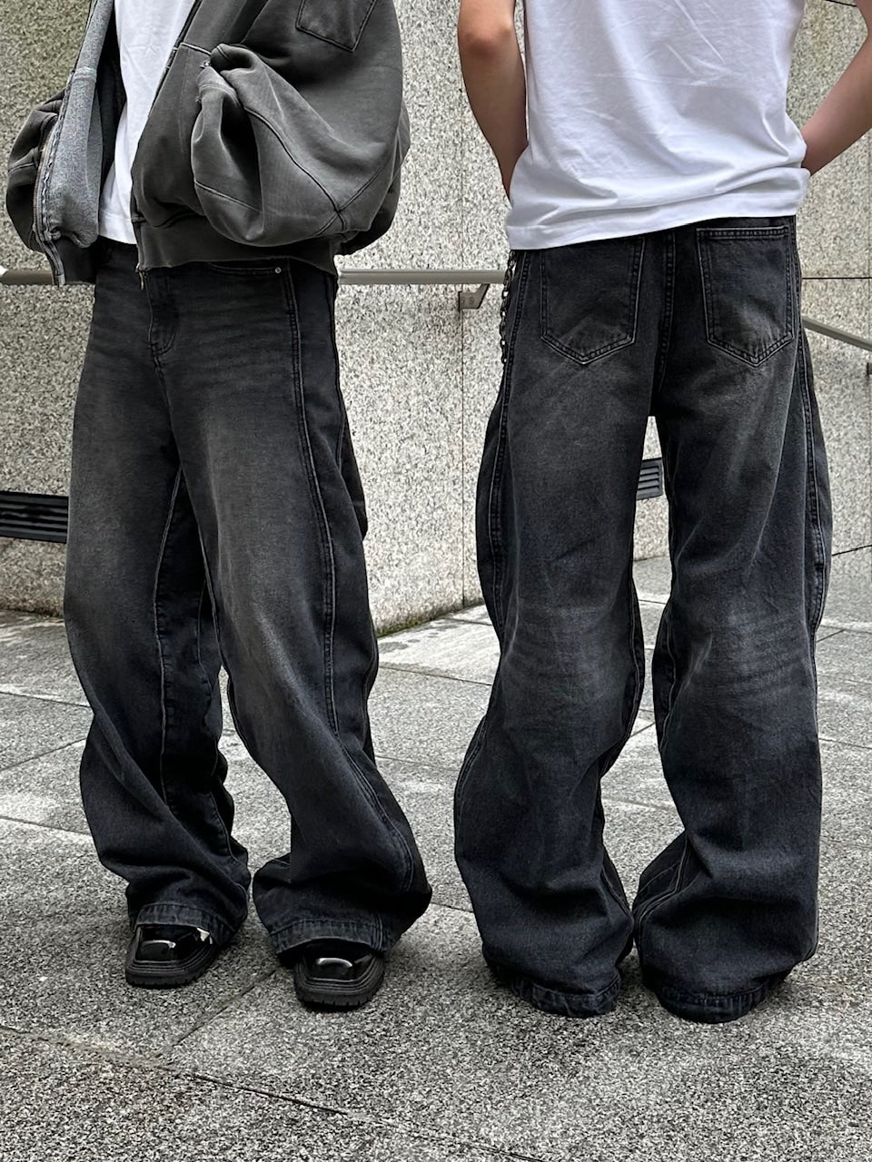 【Chikashitsu +】side wave design denim pants (BLACK)