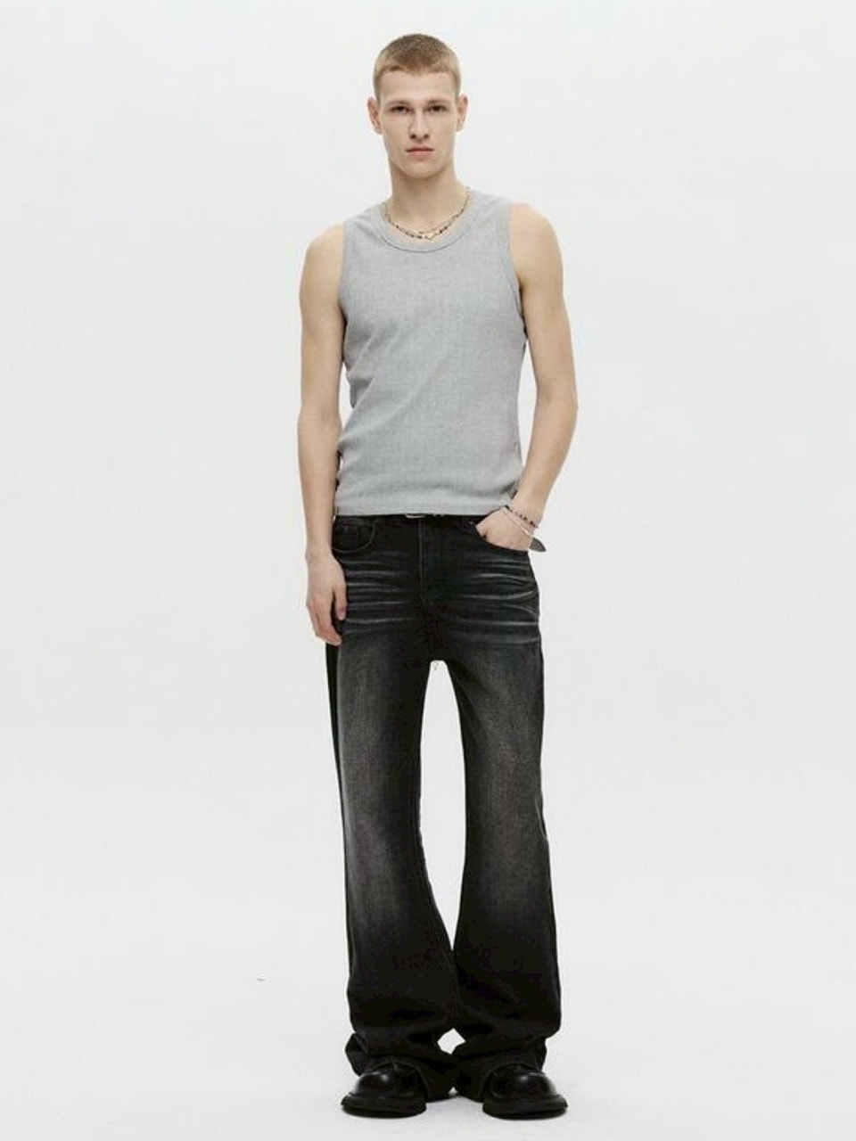 【DNSR】Basic Sleeveless Tee