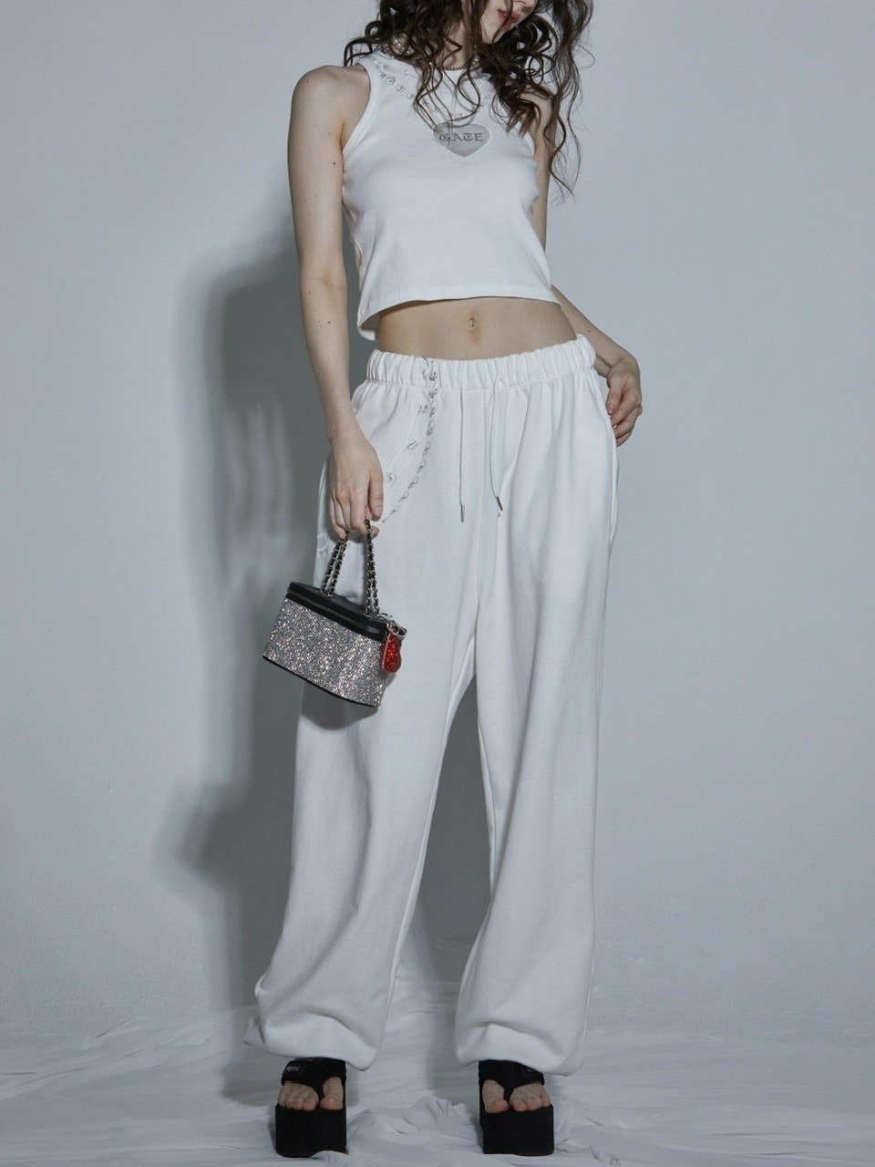 【GATELESS】CHAIN PRINT AMERICAN SLEEVE CROPPED TANK TOP / 【ゲートレス】チェーンプリントアメリカンスリーブクロップドタンクトップ