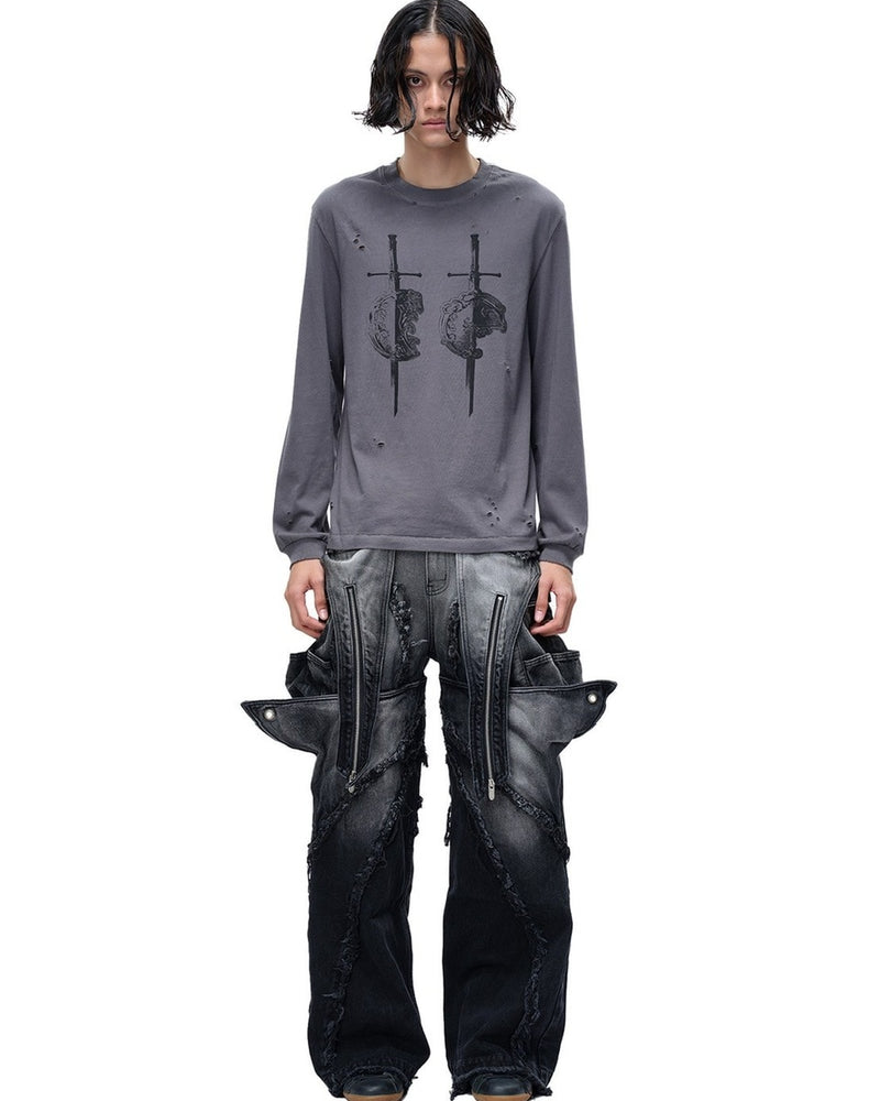 【The Boy Has No Patience】LUMINOUS DAWN SWORD & SHIELD TEE / 【ザボーイハズノーペーシェンス】ソードデザイングラフィックロゴダメージ長袖Tシャツ