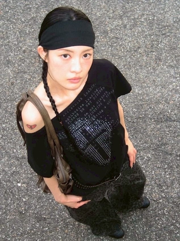 【FANCY CLUB】DIVINE CROSS ONE-SHOULDER TEE / 【ファンシークラブ】クロスワンショルダー半袖Tシャツ