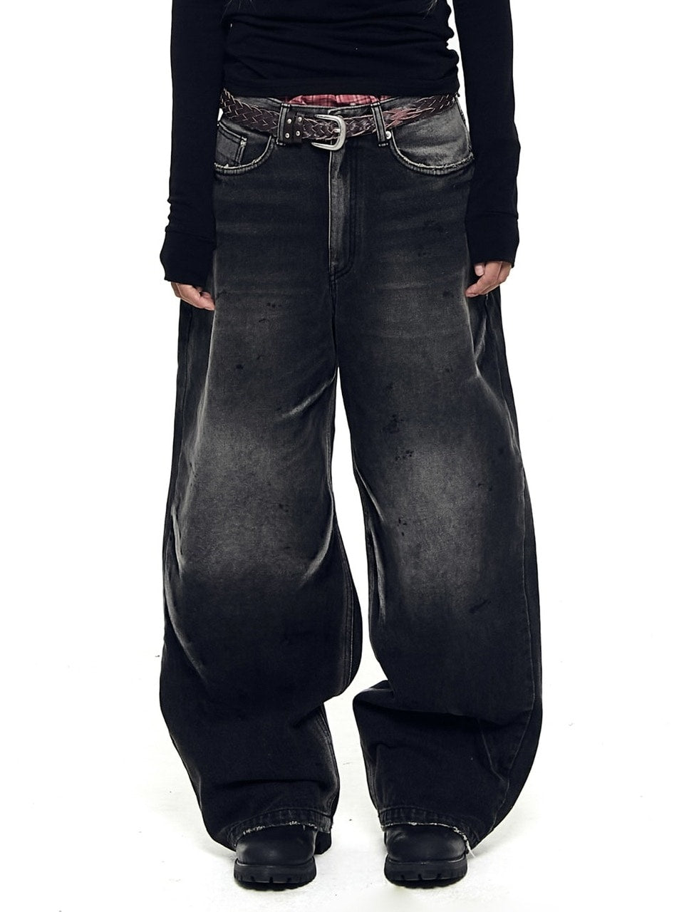 【AAKAM】Paint Washed Denim Pants