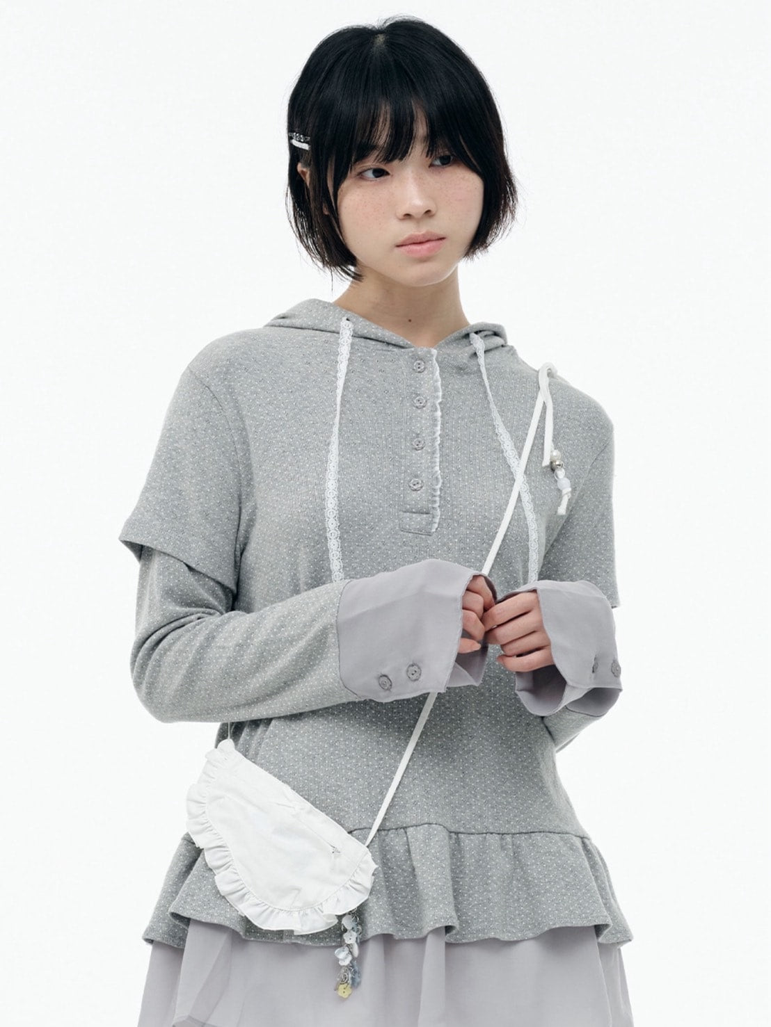 【TUOMIO】FRILL CHIFFON HOODIE / 【トゥオミオ】フリルシフォンフードパーカー